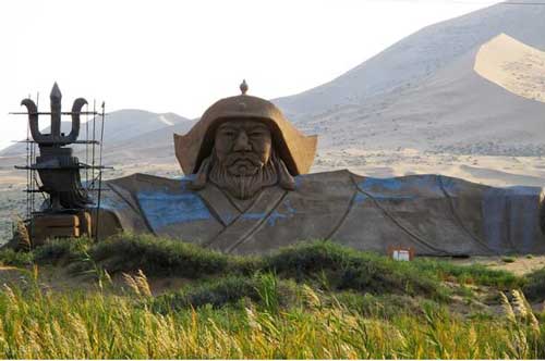 Trước khi chết, Thành Cát Tư Hãn lệnh cho 10.000 con ngựa giẫm lên mộ mình để chôn giấu bí mật gì?