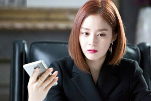 3 cách ghen của phụ nữ thông minh: Vừa khiến đàn ông day dứt, lại yêu thương gấp bội