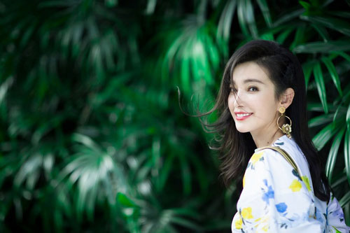 Đàn bà tuổi 40 và những khí chất khiến phụ nữ tuổi đôi mươi phải nể phục