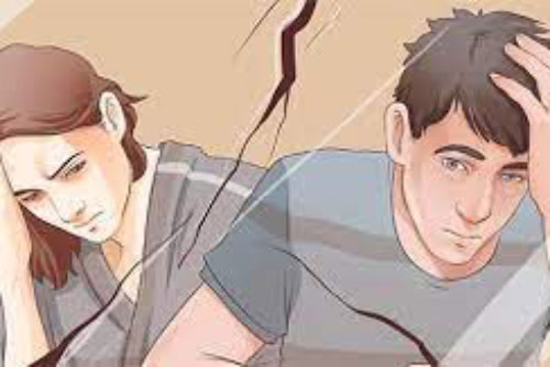 Nhìn đứa bé ngủ ngoan trước mặt, tôi cay đắng và phẫn uất đến mức muốn bỏ nhà đi