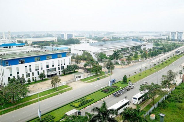 Giá thuê mặt bằng khu công nghiệp leo thang