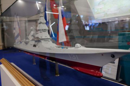 Cấm vận có làm khó Nga đóng chiến hạm Leader?