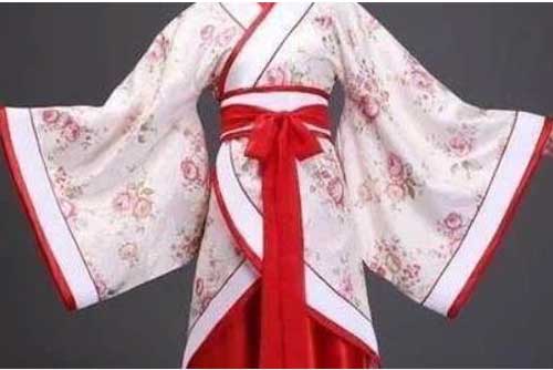 Người xưa để đồ trong ống tay áo, tại sao đồ không bị rơi ra?