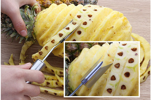 Gọt dứa cứ làm theo cách này là không cần dao chuyên dụng