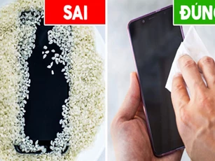 Vì sao không nên cho điện thoại vào thùng gạo sau khi bị rơi xuống nước?