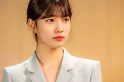 Bắt gặp chị chồng ôm ấp trai lạ, tôi bàng hoàng khi biết danh tính anh ta để rồi tự phải câm nín