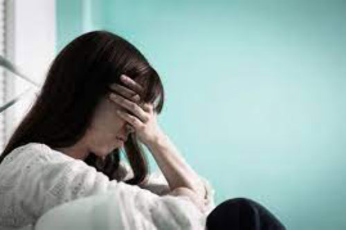 Chị dâu nằm liệt giường một tháng, anh trai tôi họp gia đình nội ngoại và đưa ra quyết định khiến ai cũng rơi nước mắt