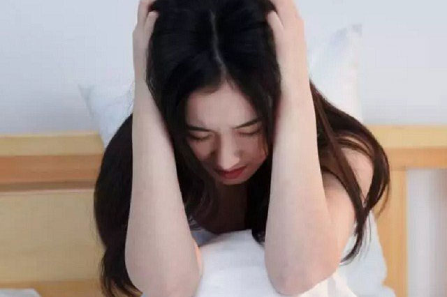 Tôi hoảng loạn khi mẹ chồng tiết lộ lý do anh bỏ đi trong đêm tân hôn