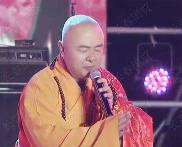 “Đường Tăng Từ Thiếu Hoa chạy show phải hát nhép vì tuổi già sức yếu, luôn tính toán chi li chuyện cát-xê? - Ảnh 2.