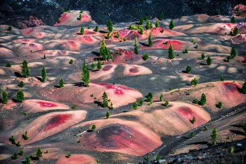 Công viên quốc gia núi lửa Lassen, Mỹ đẹp như một bức tranh với những cồn cát màu hồng.