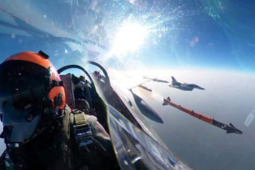 Thổ tự tin trỗi dậy: Thay thế tên lửa Mỹ