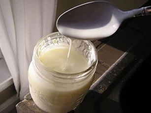 Mẹo khắc phục lỗi khi sữa chua bị nhớt