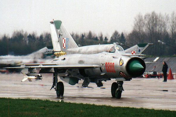 Việt Nam từng biên chế phiên bản MiG-21Bis mạnh ngang F-16