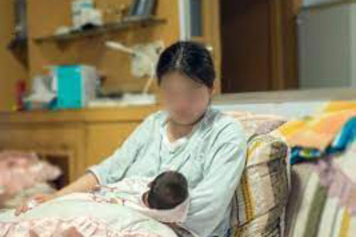 Vợ sinh rồi chăm con mọn, chồng “hiện nguyên hình vô tâm đỉnh cao” và sự việc mấu chốt khiến người phụ nữ cùng cực đưa ra lựa chọn dứt khoát