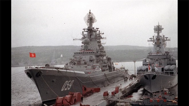 Hải quân Nga khai tử hàng hoạt siêu chiến hạm và tàu ngầm nguyên tử: Quyết định sốc - Ảnh 2.
