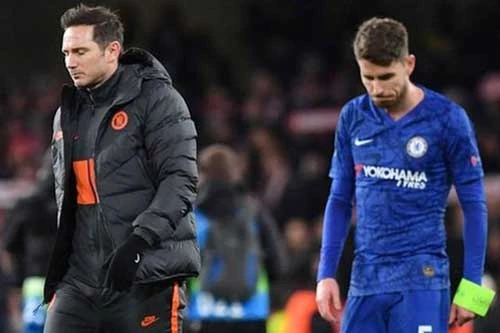 Jorginho cho rằng cựu HLV Frank Lampard (trái) chưa sẵn sàng cho môi trường đinh cao nhất. Ảnh: Getty Images