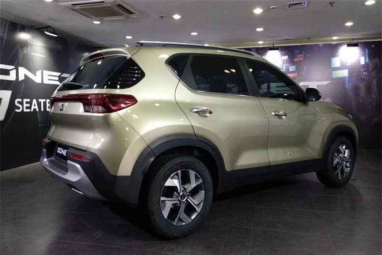 Kia Sonet 7 chỗ trình làng đầu tiên tại Indonesia ảnh 2