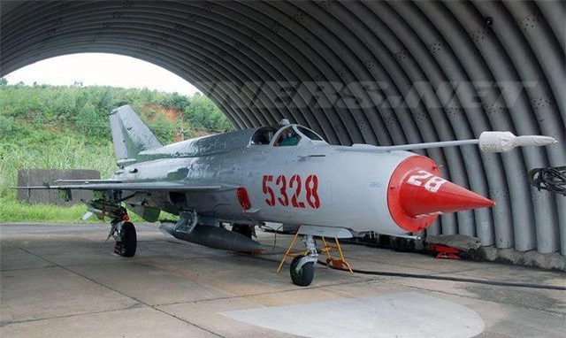 Việt Nam từng biên chế phiên bản MiG-21Bis mạnh ngang F-16-5