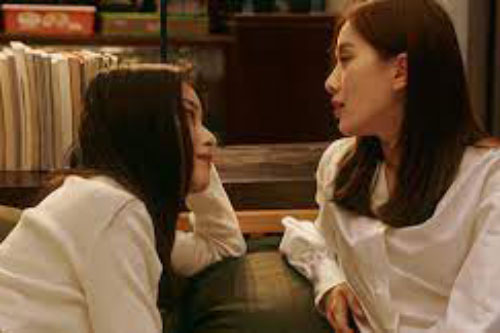 Em chồng tuần nào đến chơi cũng bóng gió thèm ăn tôm hùm, tôi liền dán 1 tờ giấy lên cánh cửa tủ lạnh khiến em ấy phải tái mặt bỏ về