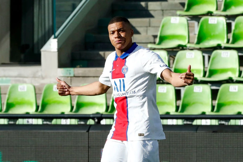 Mbappe là người hùng của PSG.