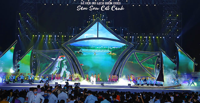 Thanh Hóa: Ấn tượng, độc đáo du lịch biển "Sầm Sơn cất cánh"