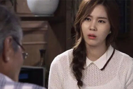 Lương vợ chồng 13 triệu mà bố mẹ chồng đòi chu cấp 7 triệu/tháng, không đóng là bất hiếu