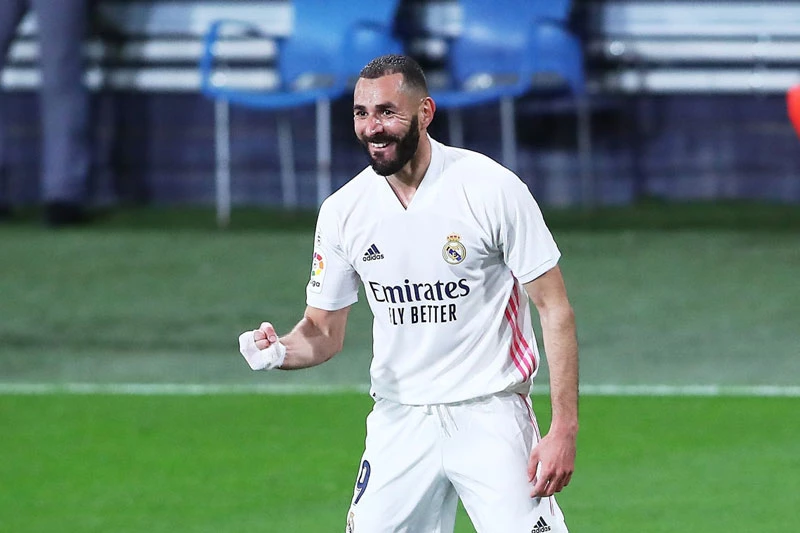 Tiền đạo: Karim Benzema (Real Madrid).