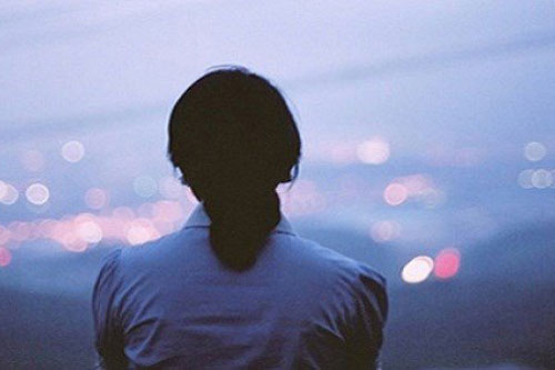 Sự thật cay đắng vỡ lở sau đám tang của bố chồng