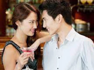 Vợ liên tục mua nội y nóng bỏng tăng nhiệt "cuộc yêu" nhưng tôi lại bàng hoàng vì thứ cô ấy giấu sâu trong tủ