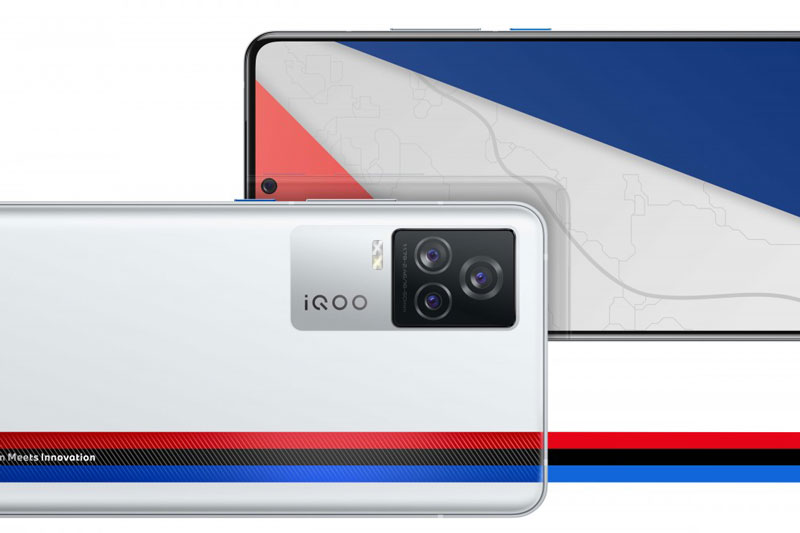 Smartphone chip S888, RAM 12 GB, sạc 66W, màn hình 120Hz, giá 13,54 triệu