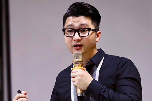 Hình ảnh mới nhất của Trọng Hưng sau thời gian bị chê xuống sắc vì cấy râu, phát tướng