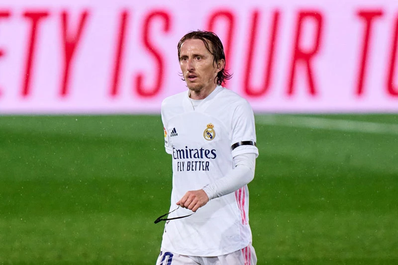 Tiền vệ phải: Luka Modric (Real Madrid).