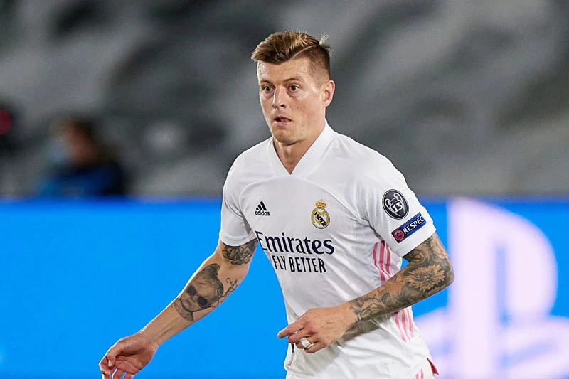 Tiền vệ trái: Toni Kroos (Real Madrid).