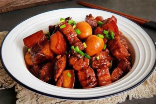 Mẹo làm thịt ba chỉ kho nước dừa ngon hoàn hảo