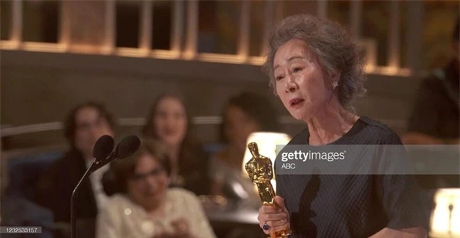 Nữ diễn viên châu Á có cuộc đời nhiều cay đắng, vừa làm nên lịch sử tại giải Oscar là ai? - Ảnh 1.