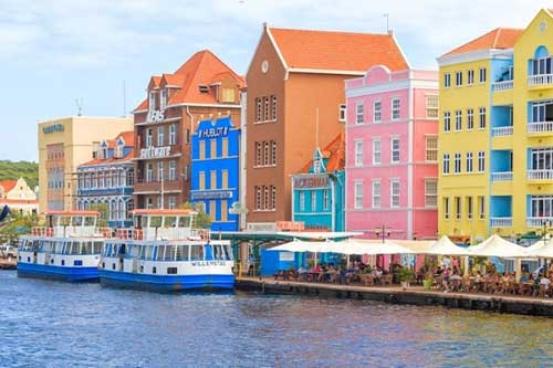 Khám phá 13 thành phố rực rỡ sắc màu nhất trên thế giới