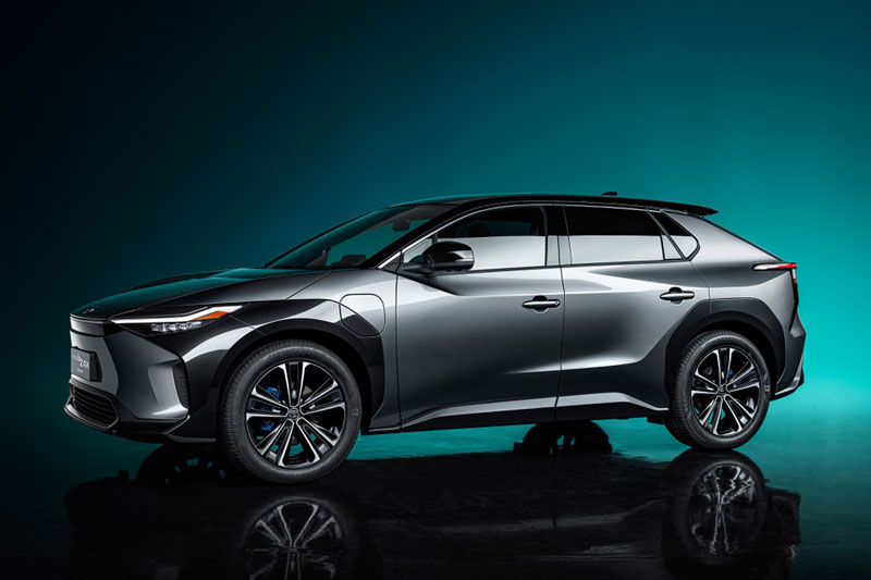 Tận mục Toyota bZ4X Concept vừa trình làng