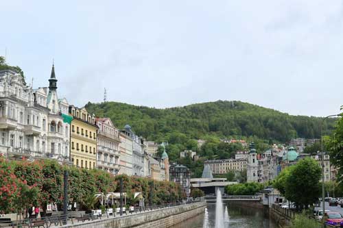 Khám phá Karlovy Vary, thành phố nghỉ dưỡng kiều diễm giữa lòng châu Âu