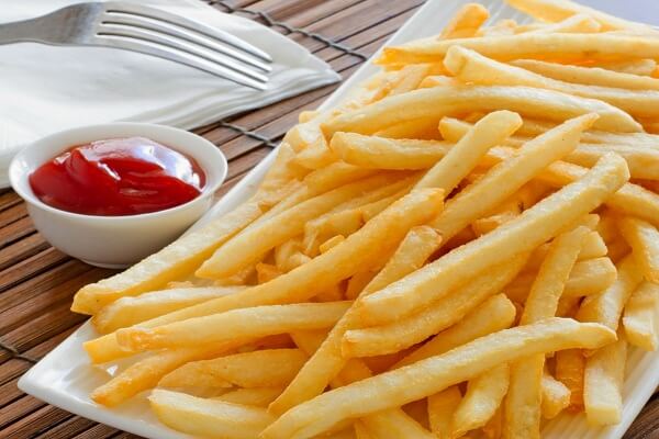 Thực phẩm ăn sẽ gây hại da nghiêm trọng