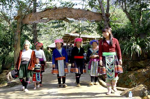 Sin Suối Hồ - Bản du lịch cộng đồng ẩn mình trong núi rừng Tây Bắc