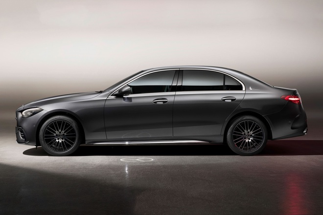 Chi tiết Mercedes-Benz C-Class phiên bản trục cơ sở dài