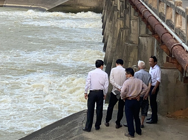 Quảng Nam, Đà Nẵng yêu cầu thủy điện tiết kiệm nguồn nước xả phát điện, cấp nước an toàn đến cuối mùa cạn 2021