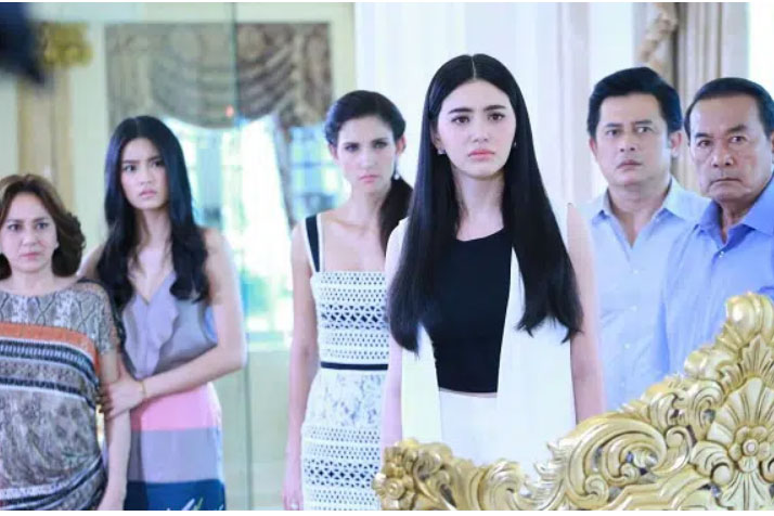 Ngày tôi cưới, em gái mừng phong bì 50 triệu, biết lý do em đi nhiều tiền như vậy, tôi uất đến tận cổ