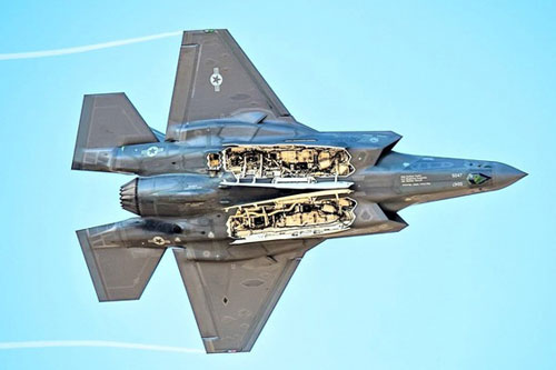 Chiến đấu cơ tàng hình F-35 có thể là một cấu phần của Bộ ba Hạt nhân Mỹ