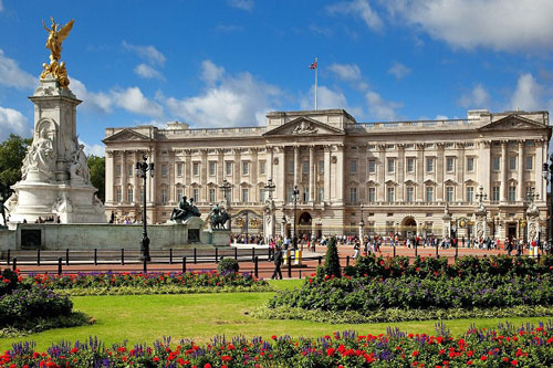 Hoàng gia Anh sở hữu cung điện 775 phòng