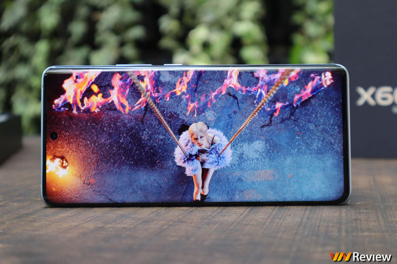 Trên tay Vivo X60 Pro giá 19,99 triệu đồng tại Việt Nam