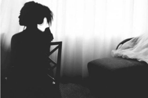 Chê cô dâu gò má cao, nhà trai huỷ hôn trước đám cưới 10 ngày