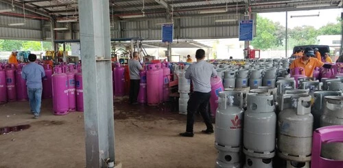 Toàn bộ cơ sở sang chiết Gas không đúng nhãn hiệu bị kiểm tra