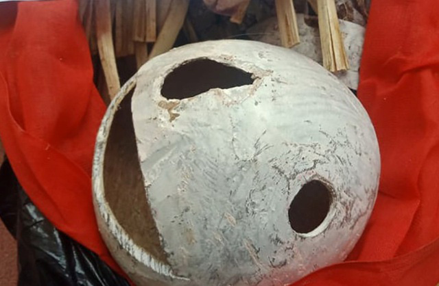 Thuê người chôn sọ dừa, làm mộ giả ở nghĩa trang