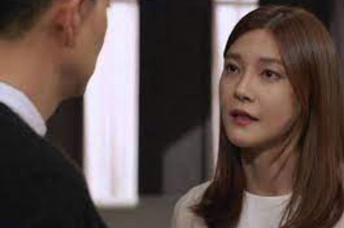 Thấy hàng xóm đột tử, chồng tôi bỏ việc thu nhập 100 triệu để làm công ty khác lương 15 triệu khiến tôi hoang mang